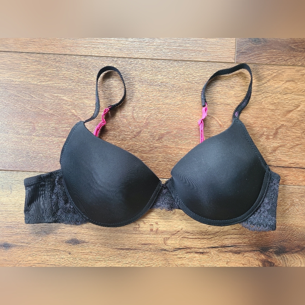 Juicy Couture Padded Underwire Black Bra 36B